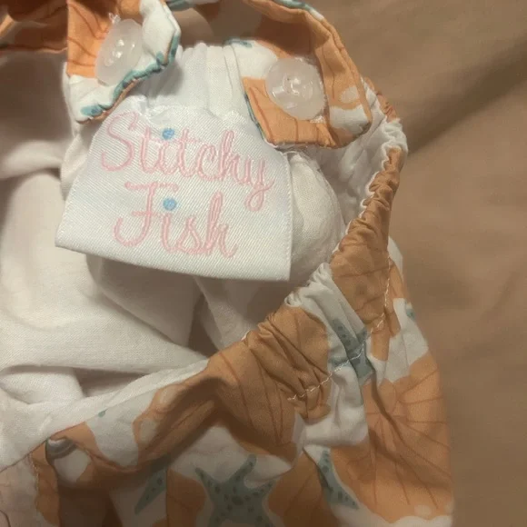 Stitchy fish bubble romper 9m - Picture 5 of 6